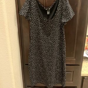 Polka dot midi fitted dress